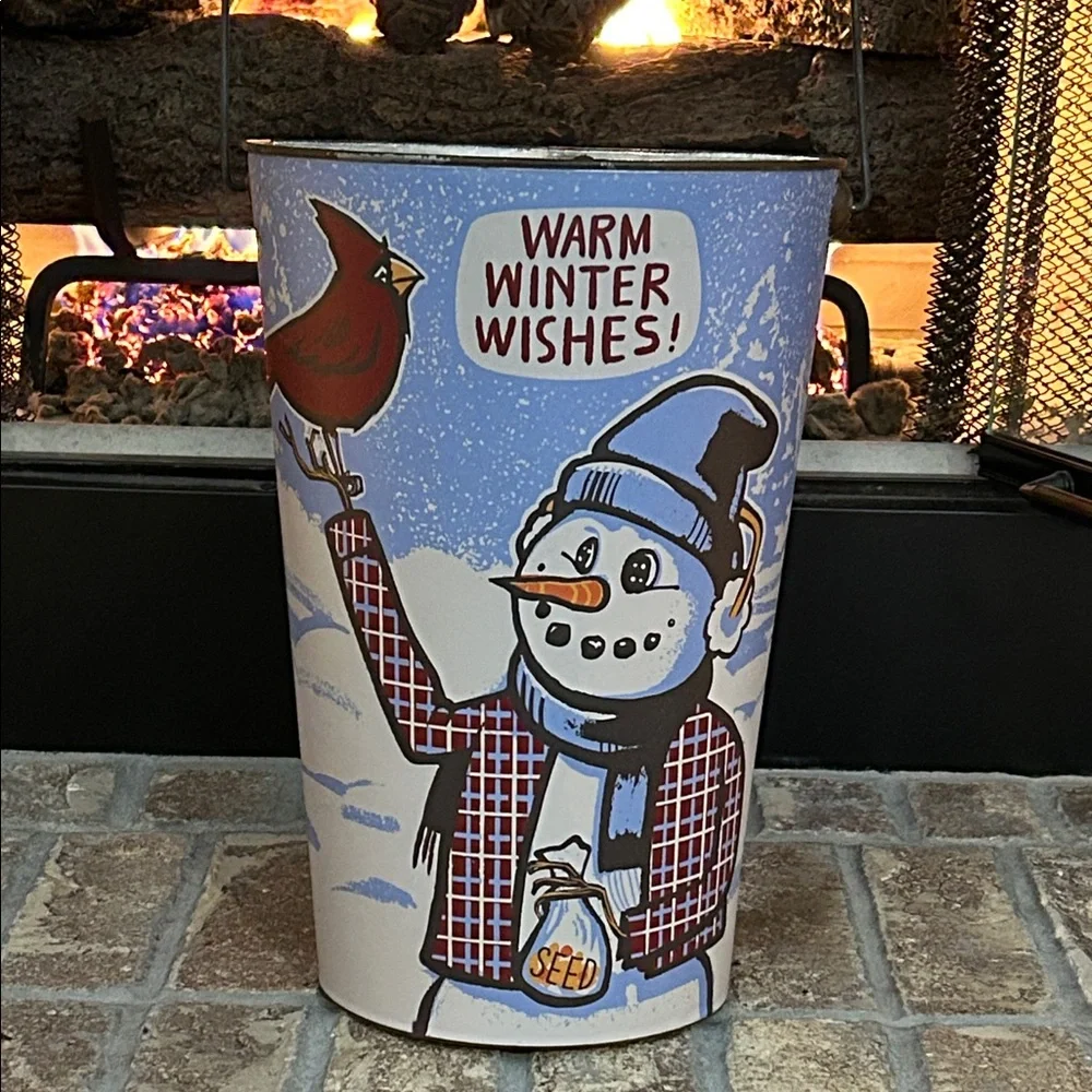 NEW! Vintage Inspired Winter Snowman Metal Wall Pocket Metal Bucket Vase